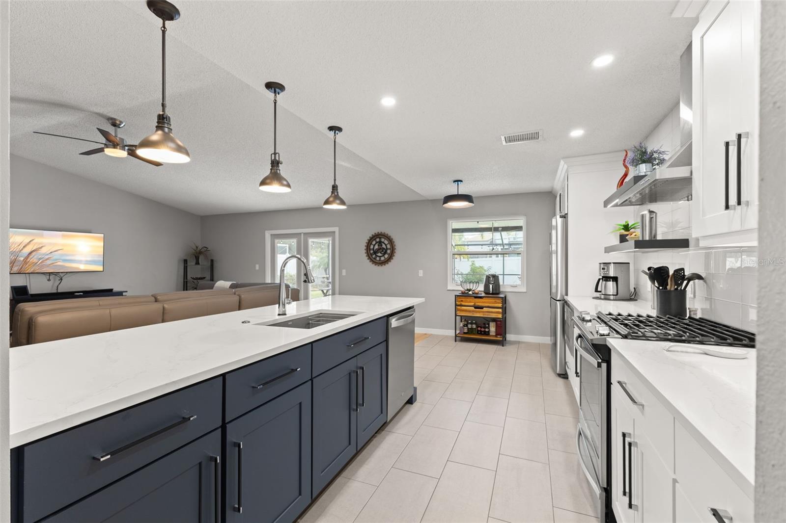 EAGLE CHASE - Residential