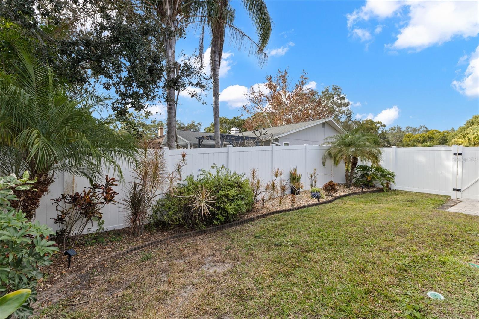 EAGLE CHASE - Residential