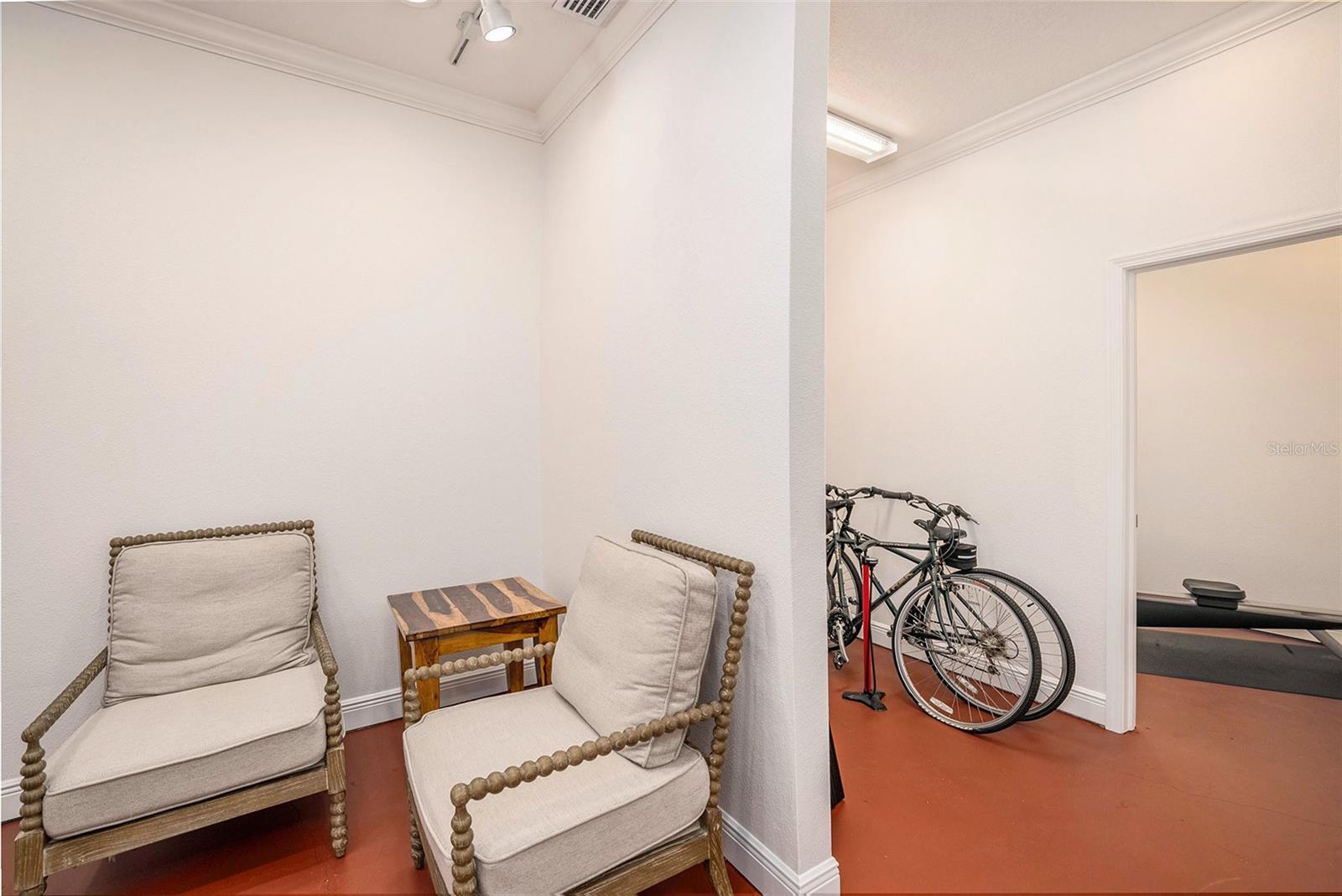 SOUTHSIDE - Residential Lease