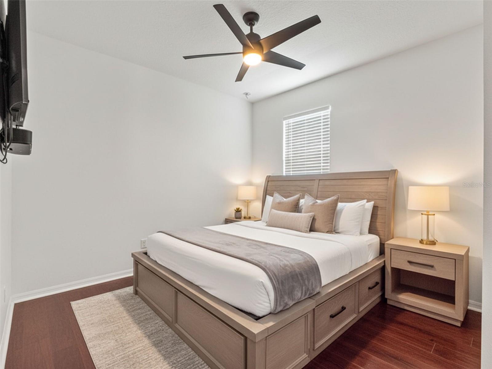 PHILLIPS GROVE - Residential