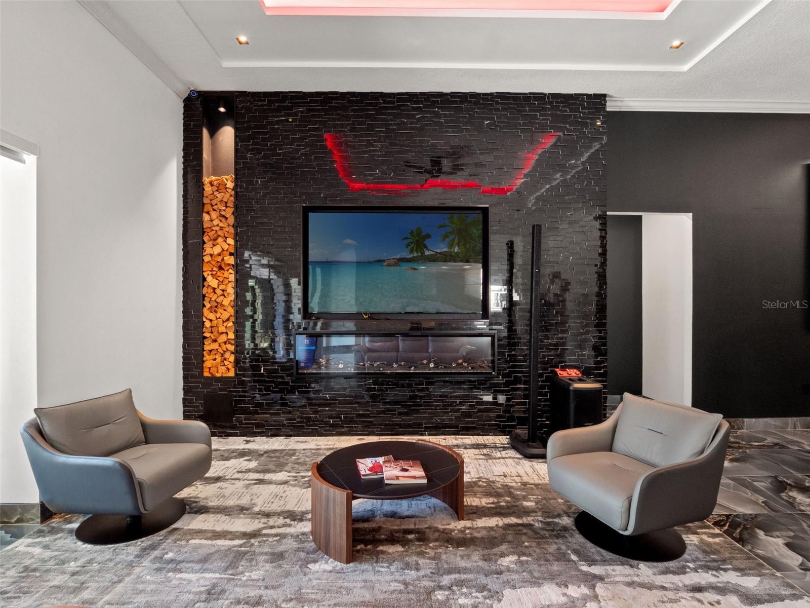 PHILLIPS GROVE - Residential