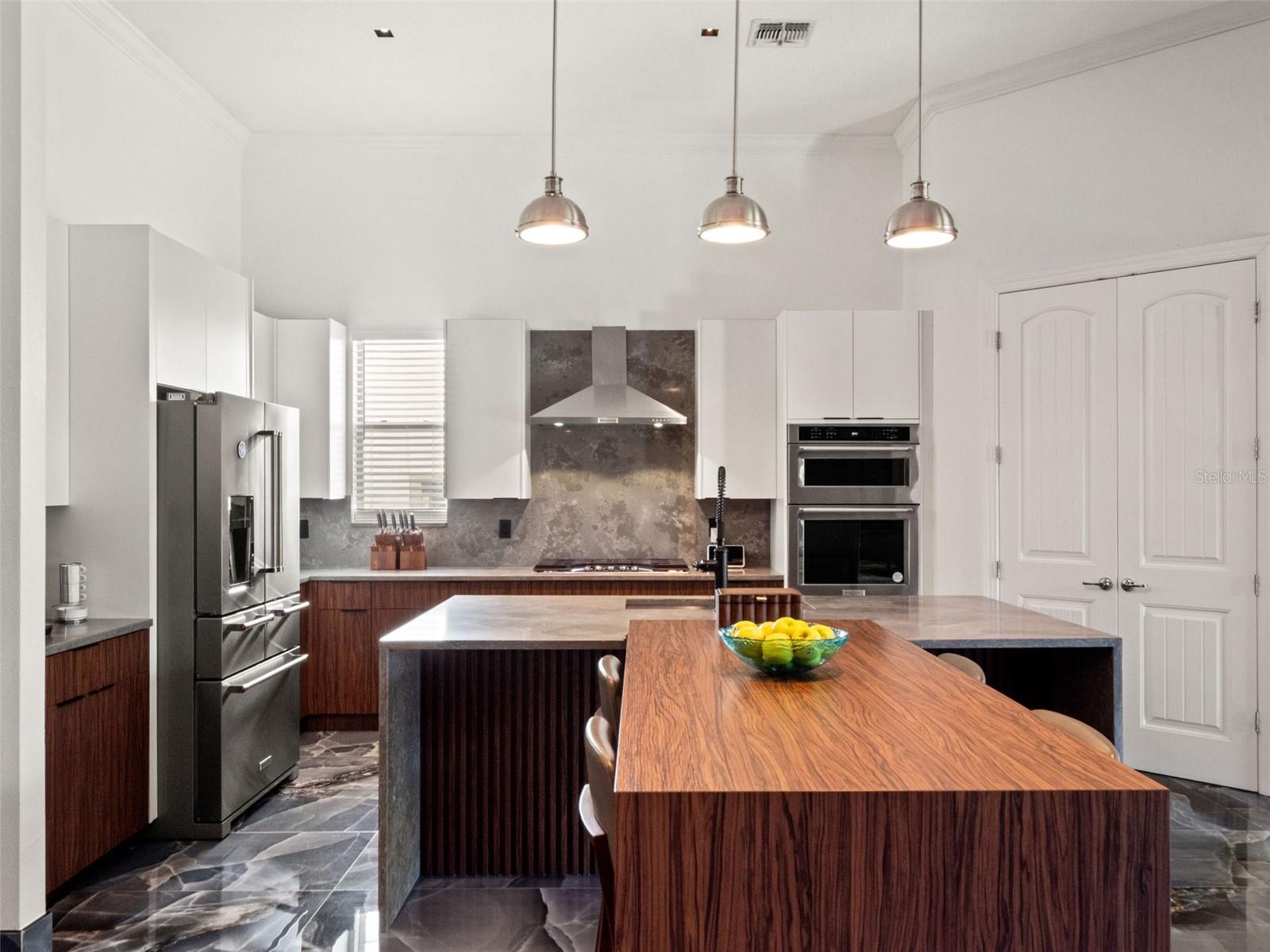 PHILLIPS GROVE - Residential