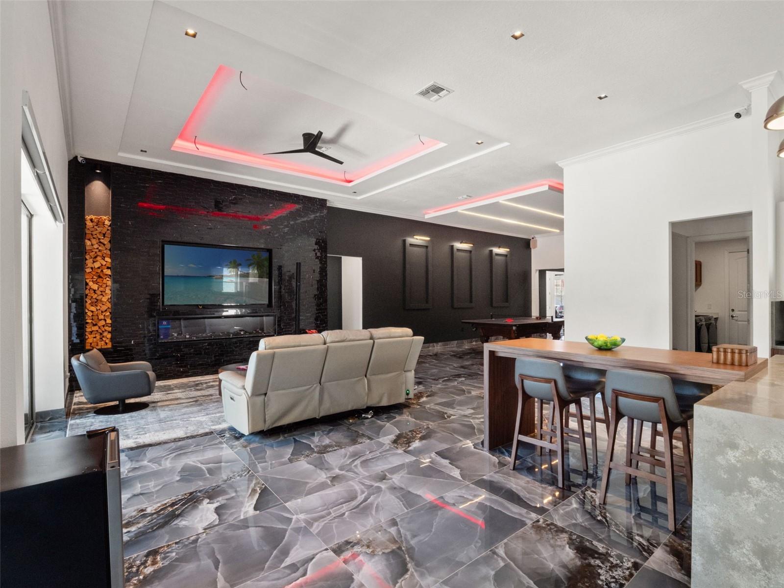 PHILLIPS GROVE - Residential