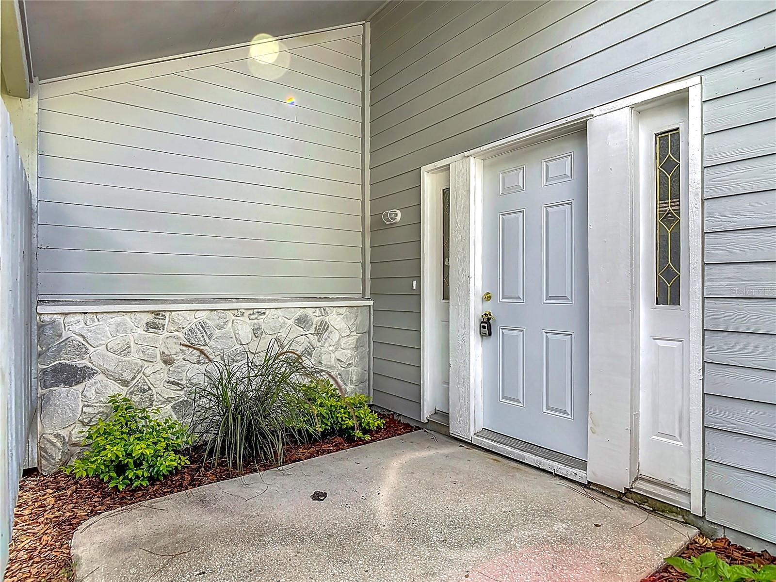 PELICAN BAY PH 04 UNIT 02 - Residential Lease