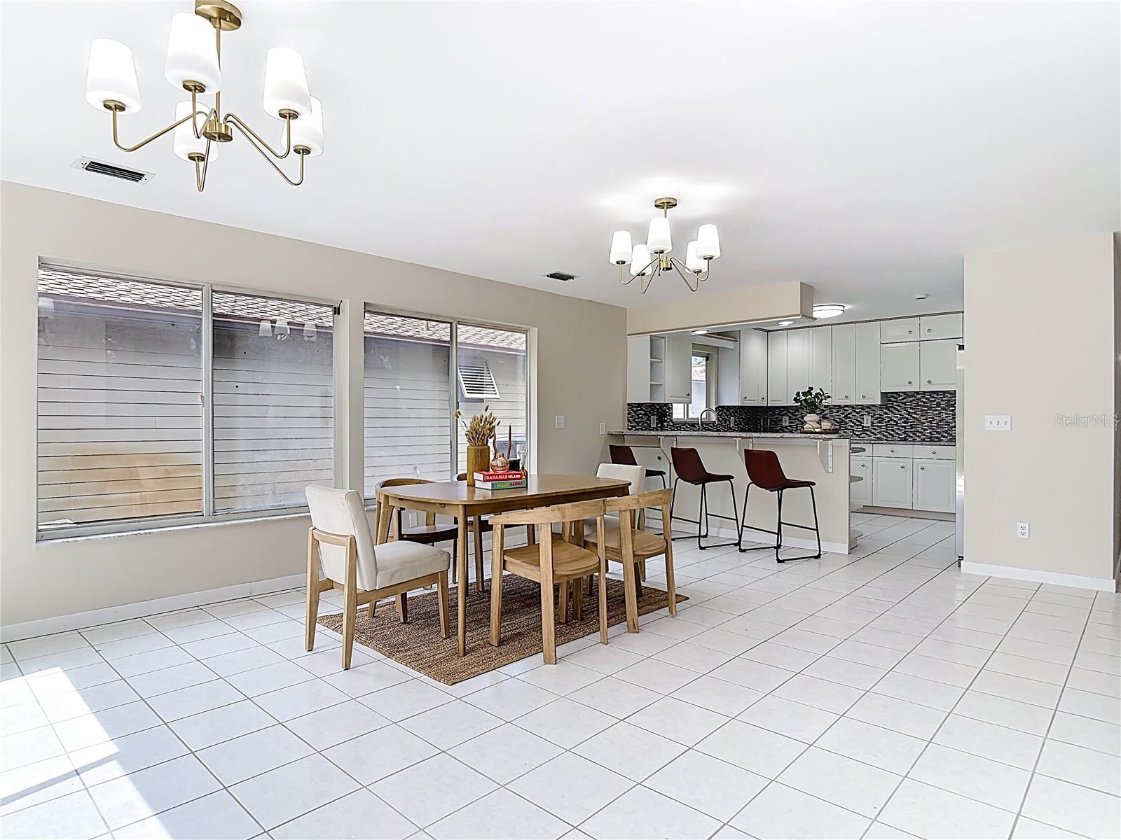 PELICAN BAY PH 04 UNIT 02 - Residential Lease