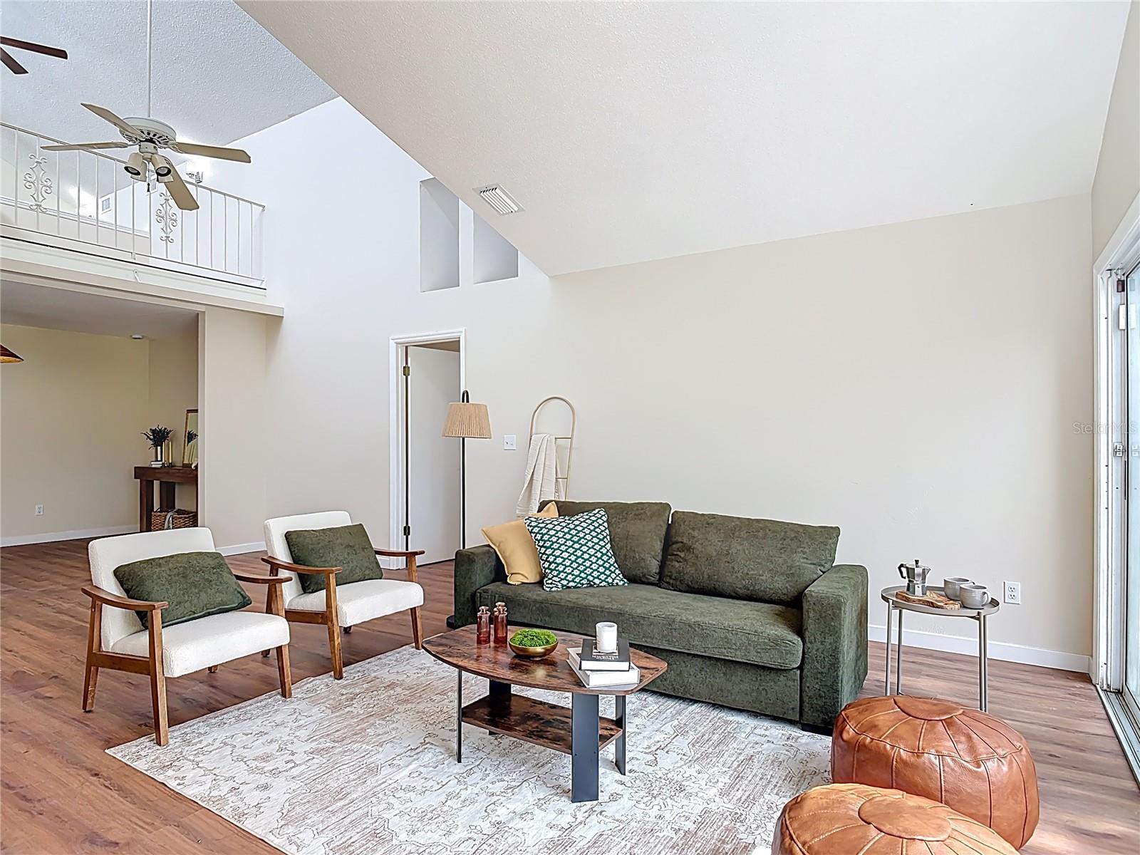 PELICAN BAY PH 04 UNIT 02 - Residential Lease