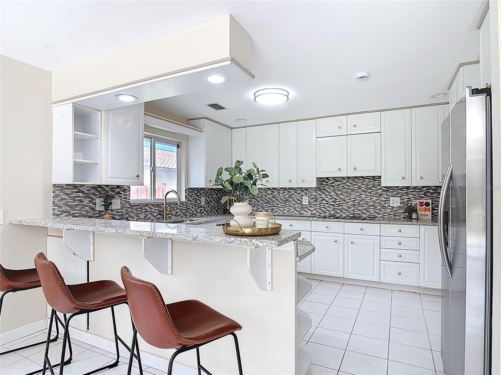 PELICAN BAY PH 04 UNIT 02 - Residential Lease