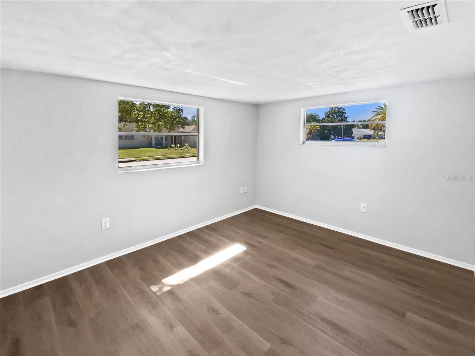 LA VILLA GARDENS - Residential