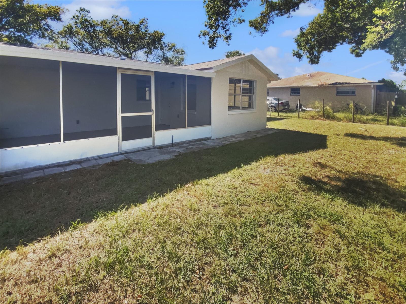 LA VILLA GARDENS - Residential