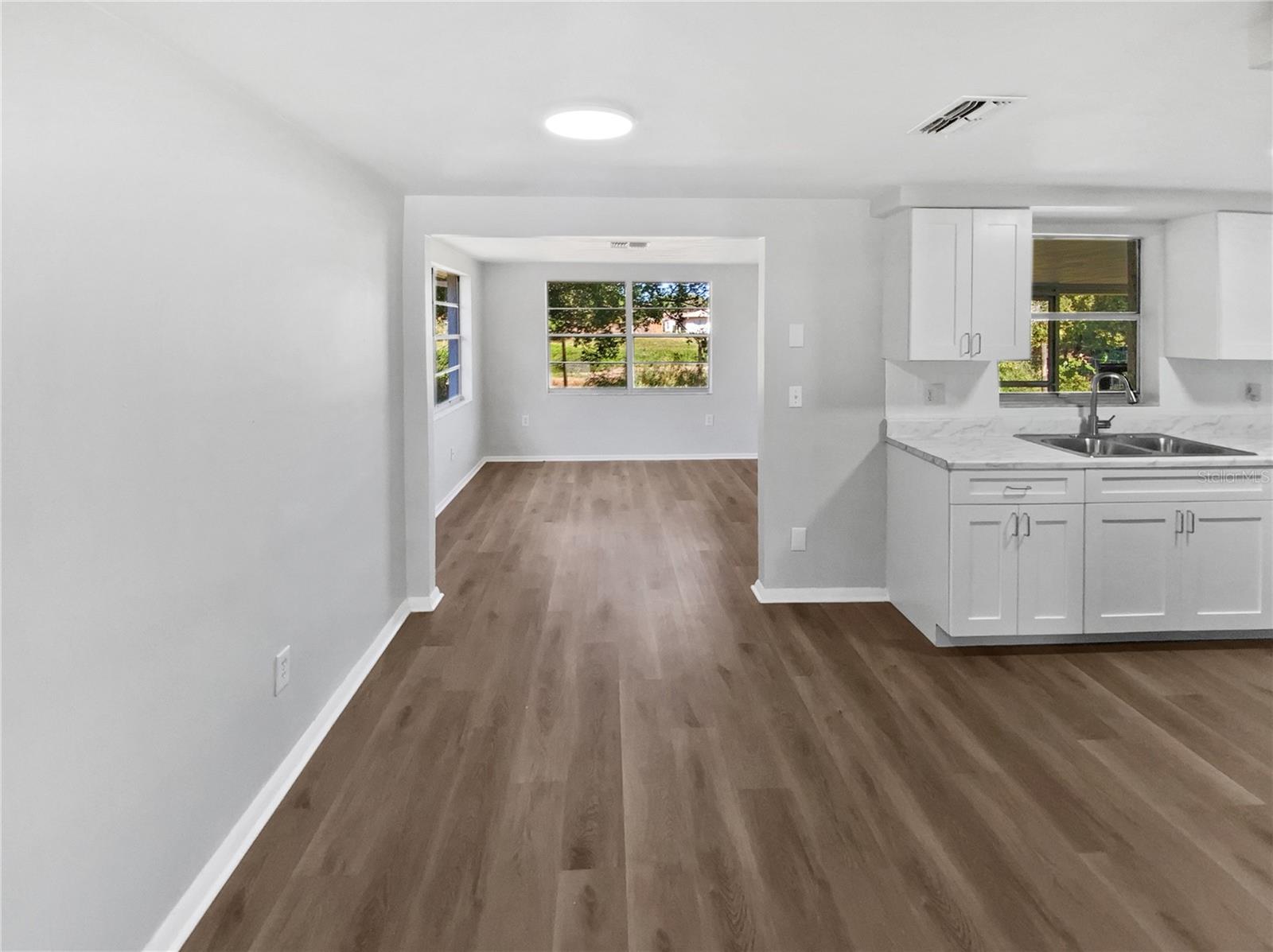 LA VILLA GARDENS - Residential