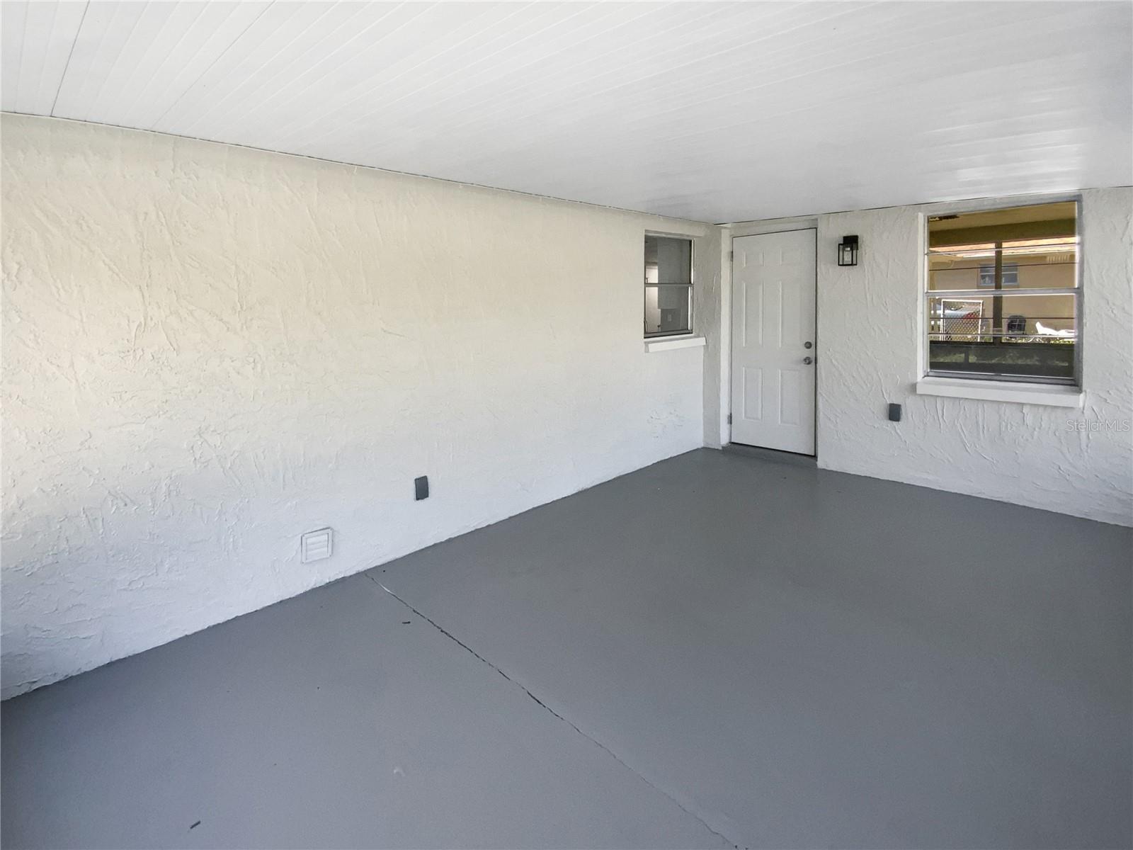 LA VILLA GARDENS - Residential