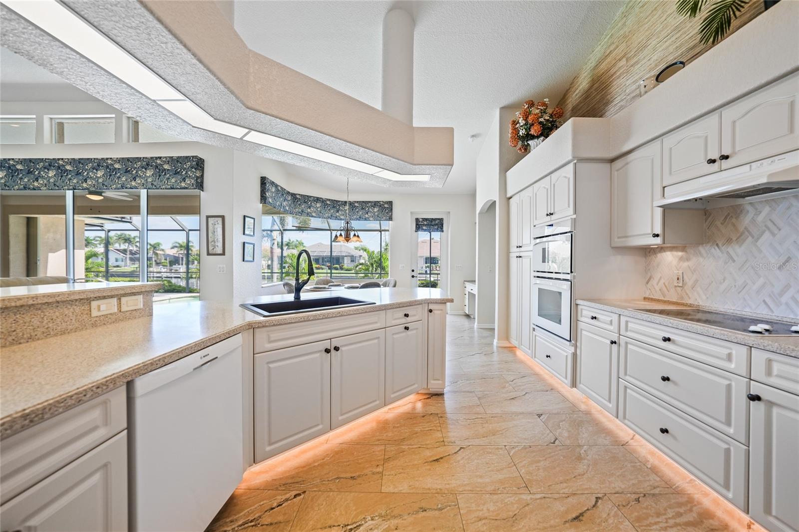 PUNTA GORDA ISLES SEC 15 - Residential