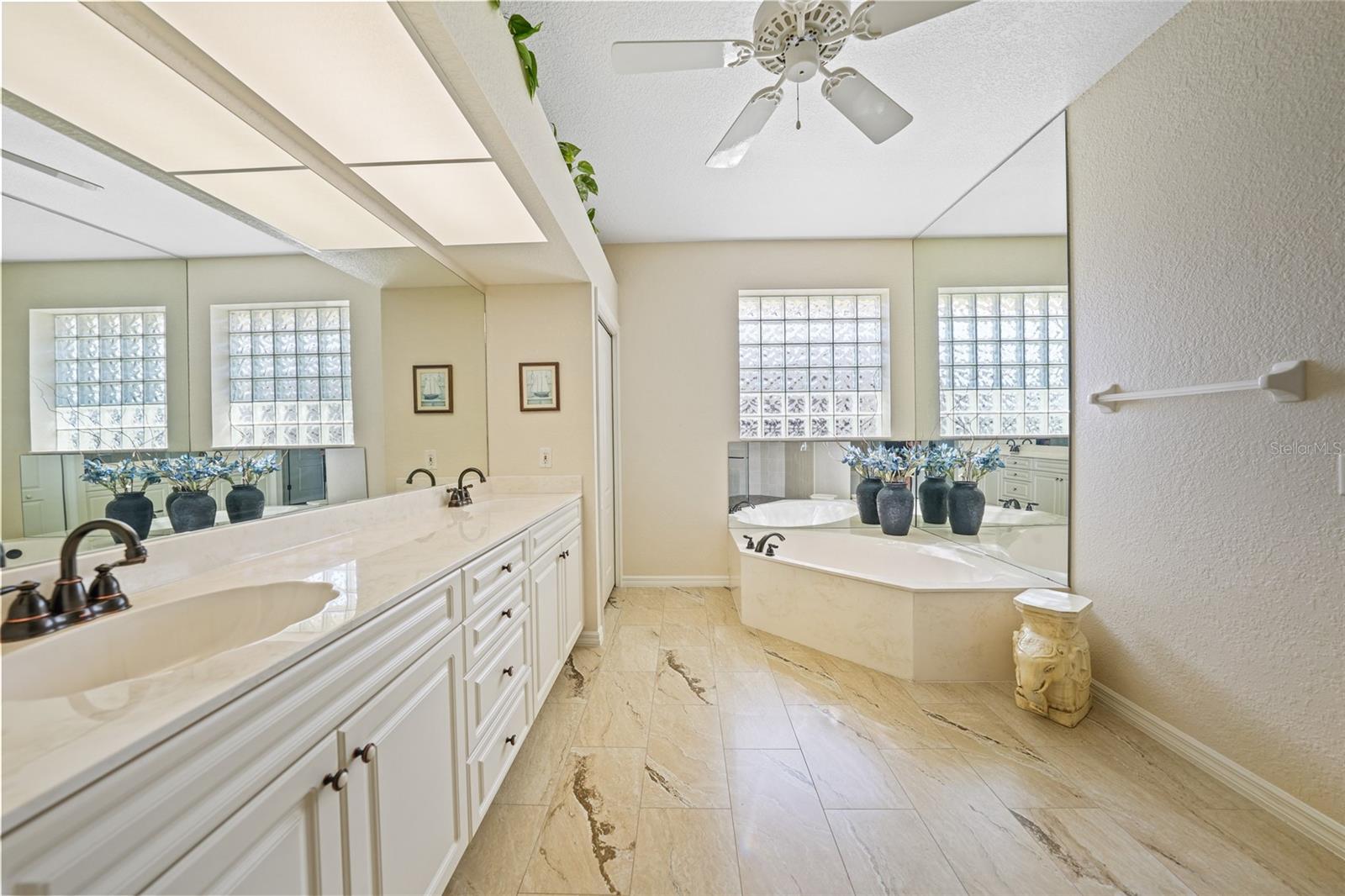 PUNTA GORDA ISLES SEC 15 - Residential