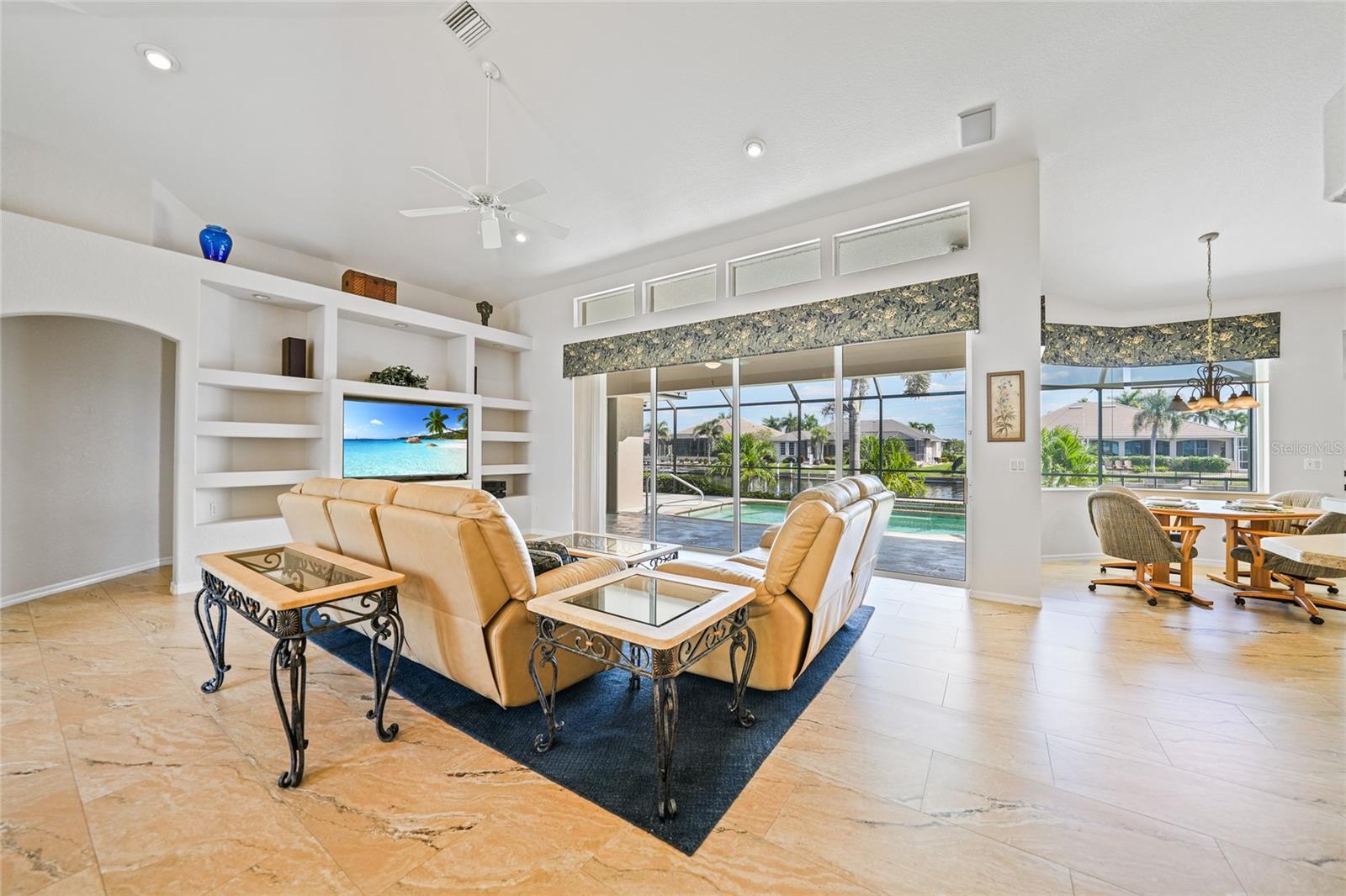 PUNTA GORDA ISLES SEC 15 - Residential