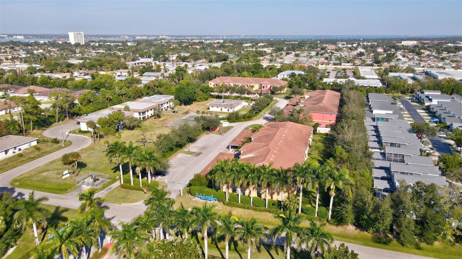 PALMETTO COVE PH 1 - Residential