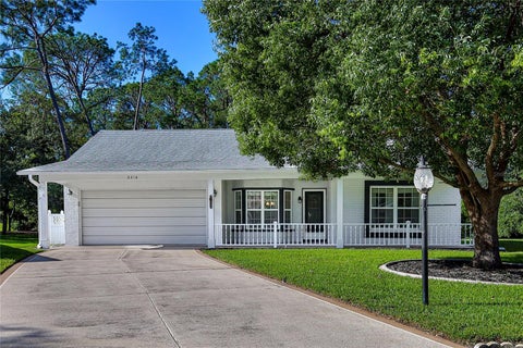 Photo of 6318 Darien Way, Spring Hill, FL 34606 (MLS # W7890401)