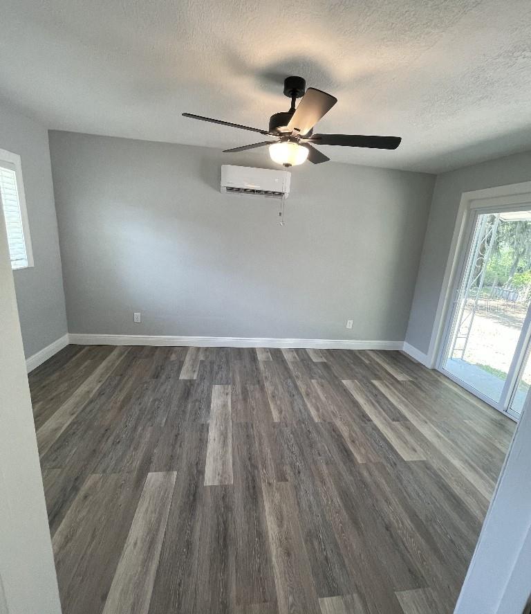 NORTHWOOD PK - Residential