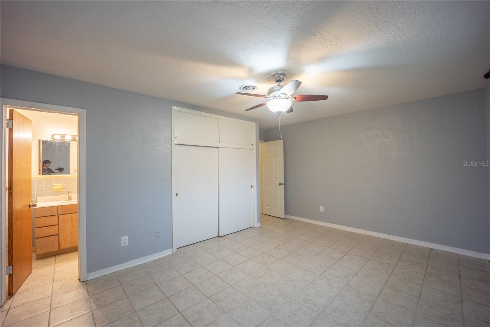 OAKVIEW HEIGHTS - Residential