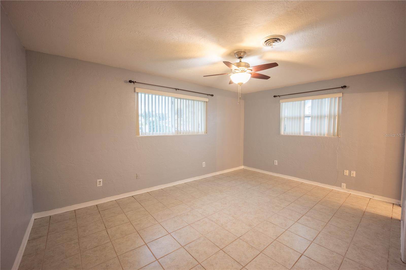 OAKVIEW HEIGHTS - Residential