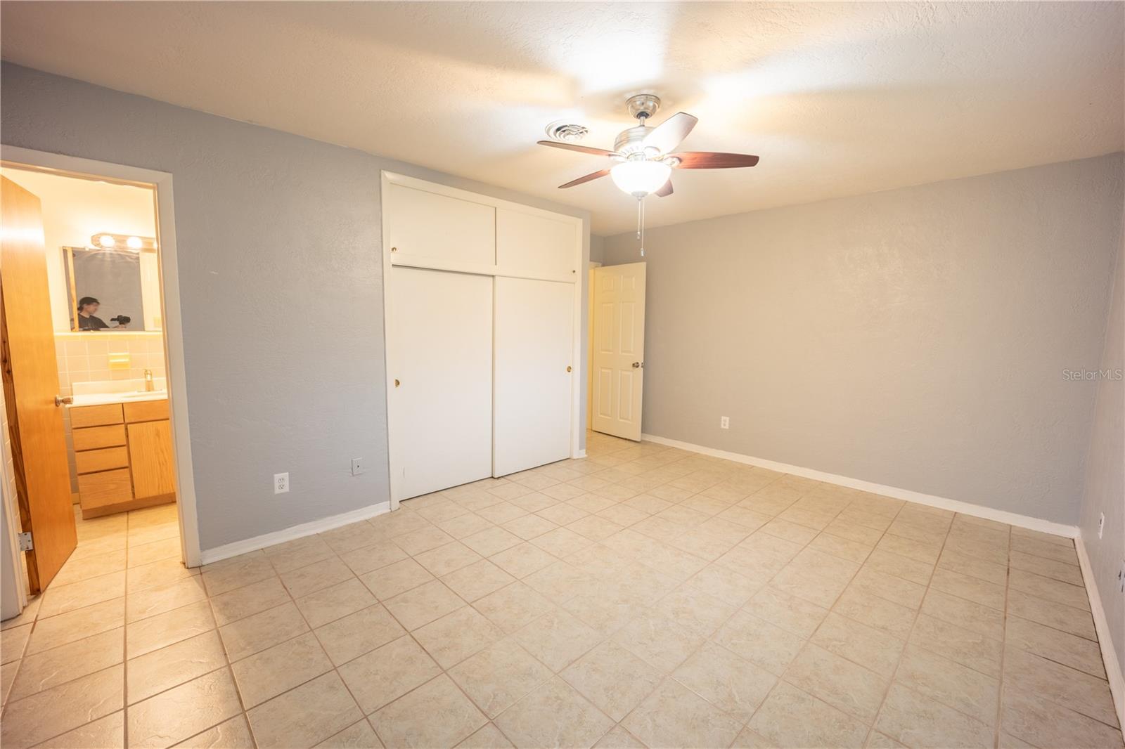 OAKVIEW HEIGHTS - Residential