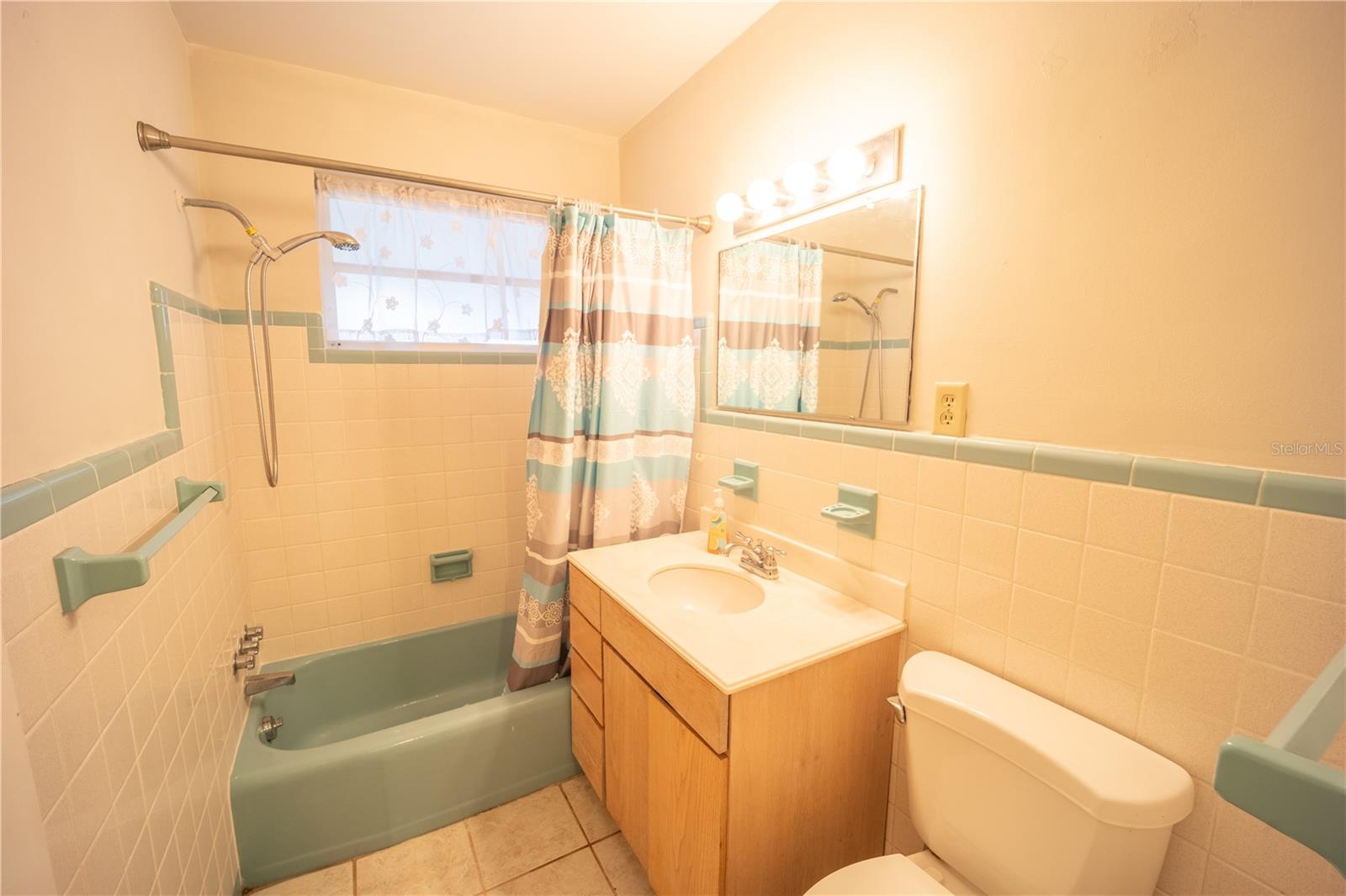 OAKVIEW HEIGHTS - Residential