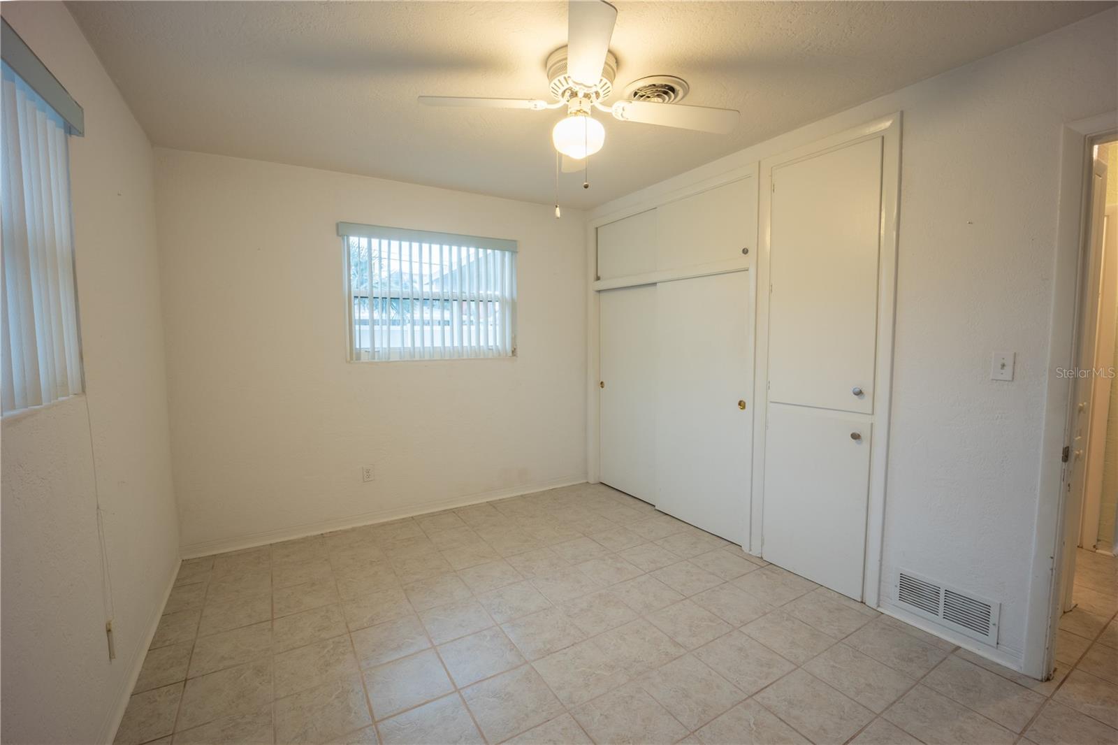 OAKVIEW HEIGHTS - Residential