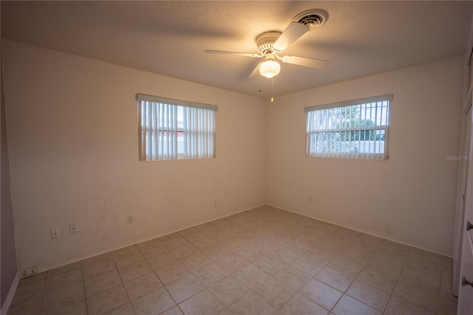 OAKVIEW HEIGHTS - Residential