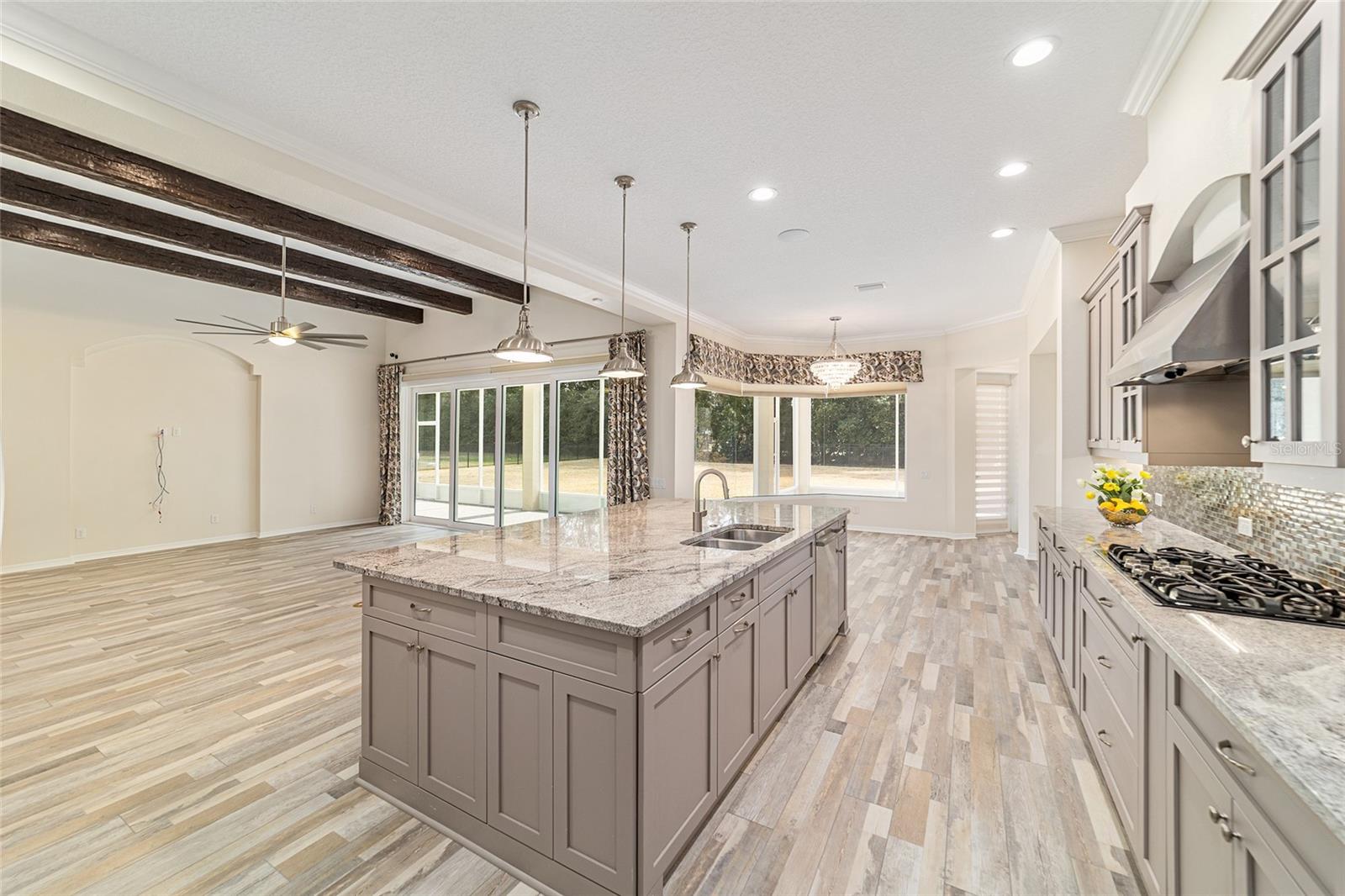 LEGENDARY TRAILS - Residential