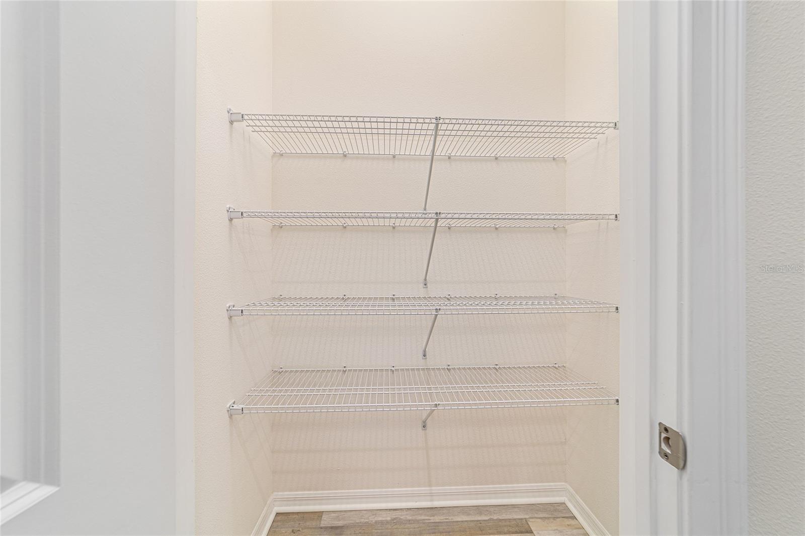 LEGENDARY TRAILS - Residential