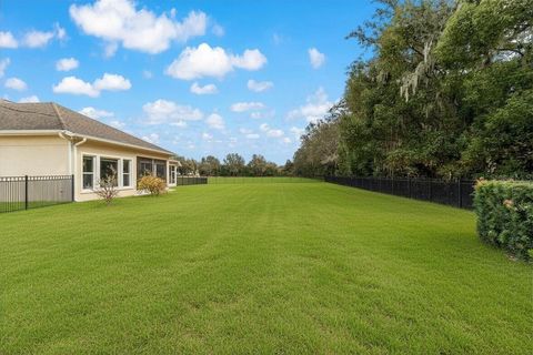Tiny photo for 2404 SE 79th Street, Ocala, FL 34480 (MLS # OM719404)