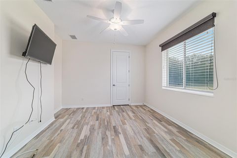 Tiny photo for 2404 SE 79th Street, Ocala, FL 34480 (MLS # OM719404)