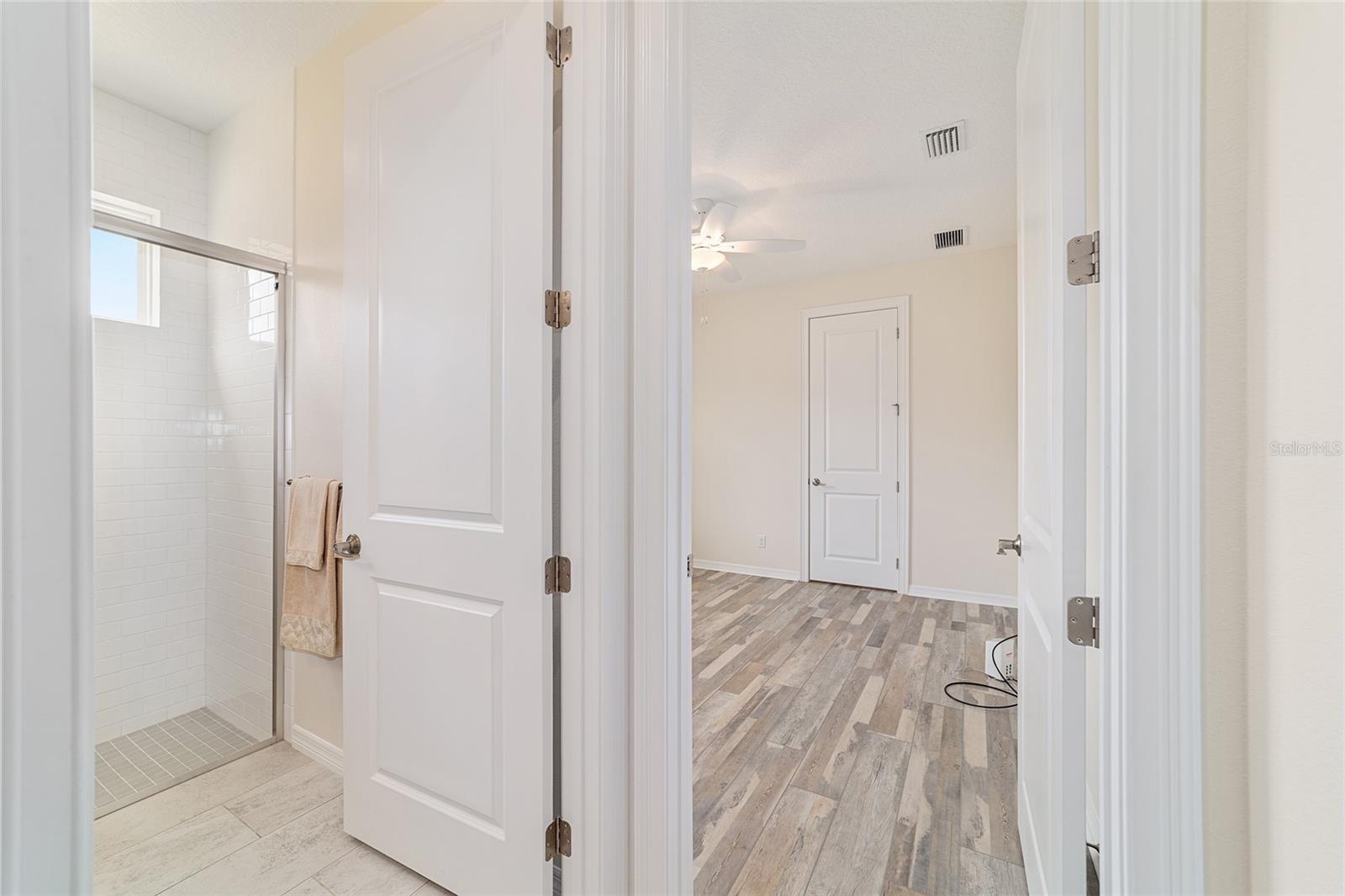 LEGENDARY TRAILS - Residential