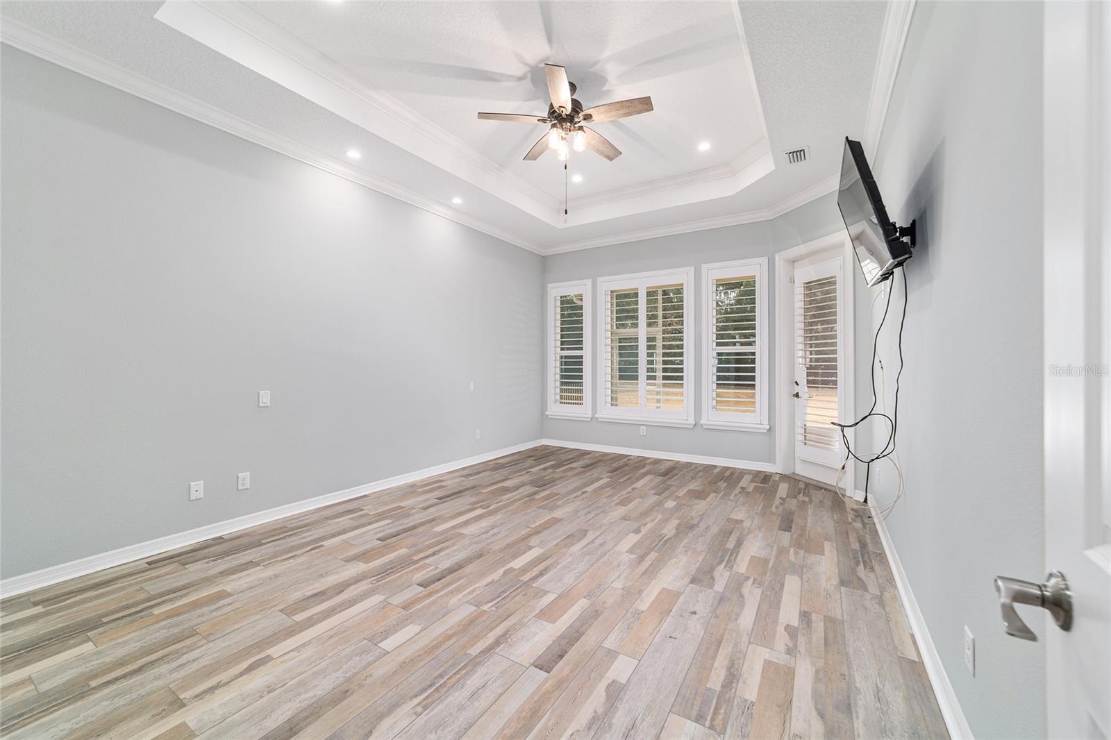 LEGENDARY TRAILS - Residential