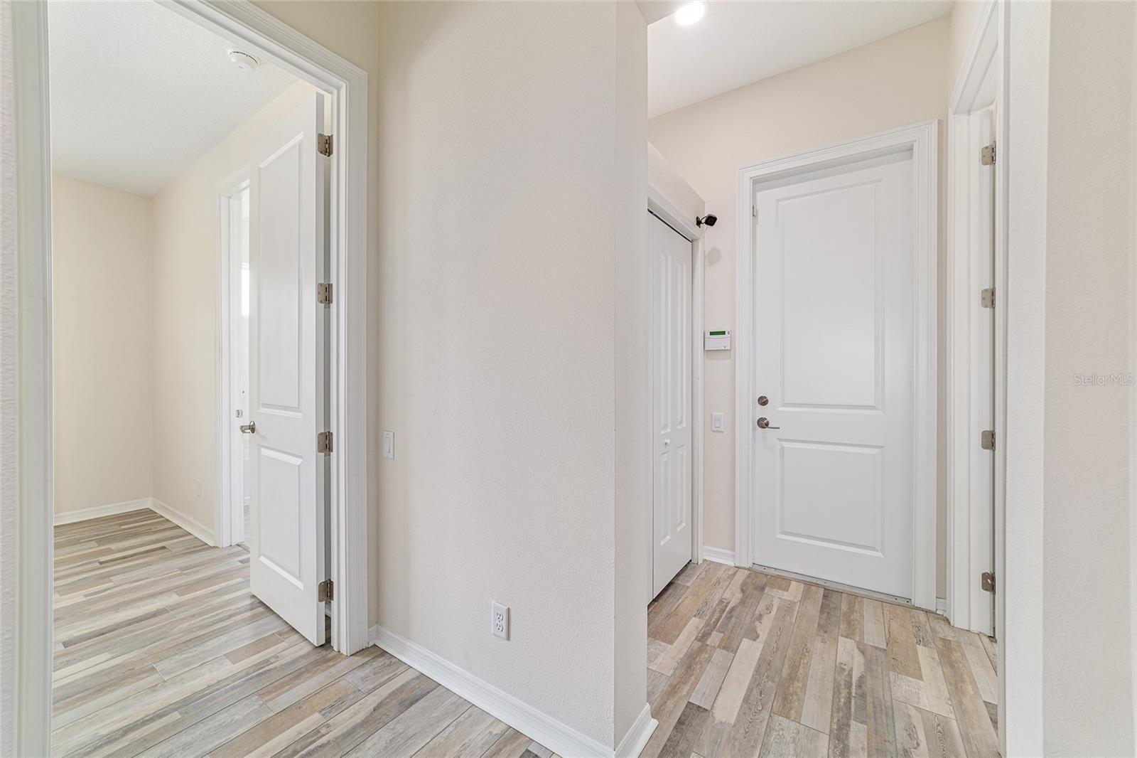 LEGENDARY TRAILS - Residential