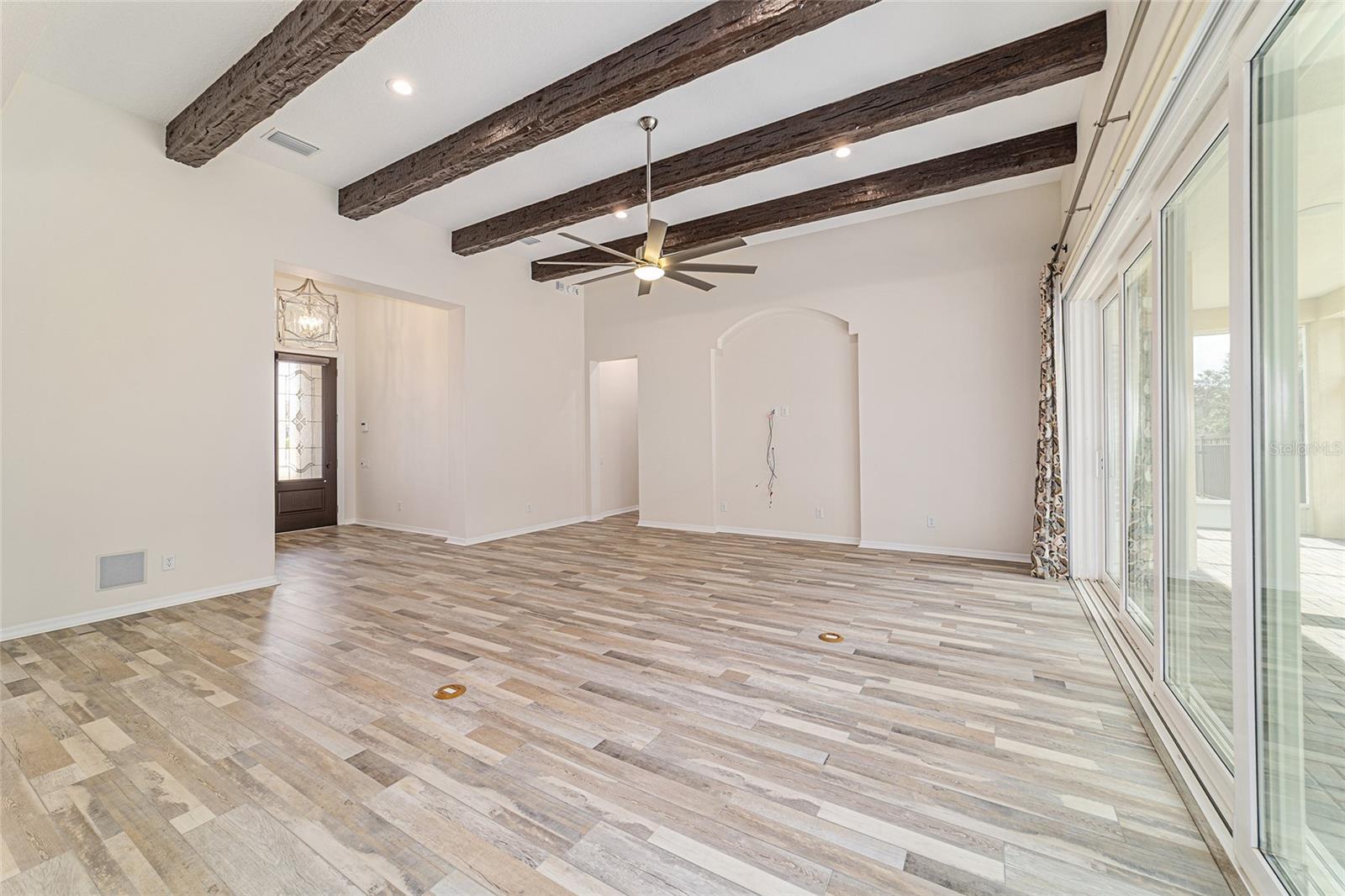 LEGENDARY TRAILS - Residential