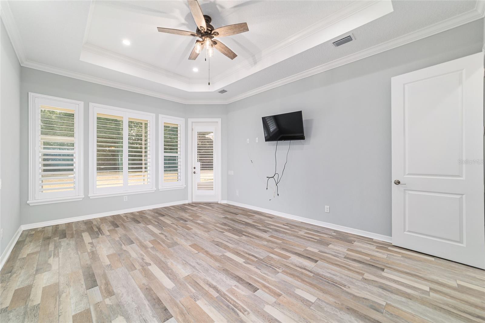 LEGENDARY TRAILS - Residential