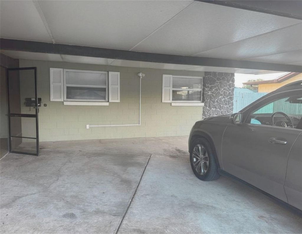 Photo of 10618 Eastview Drive, Orlando, FL 32825 (MLS # O6404924)