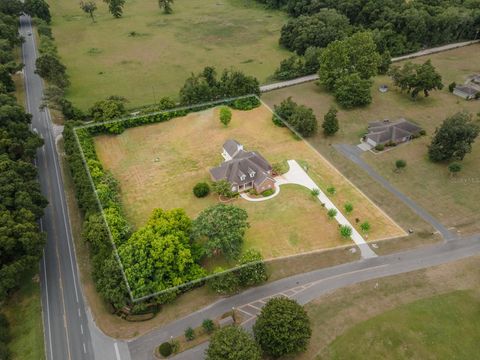 A home in ALACHUA