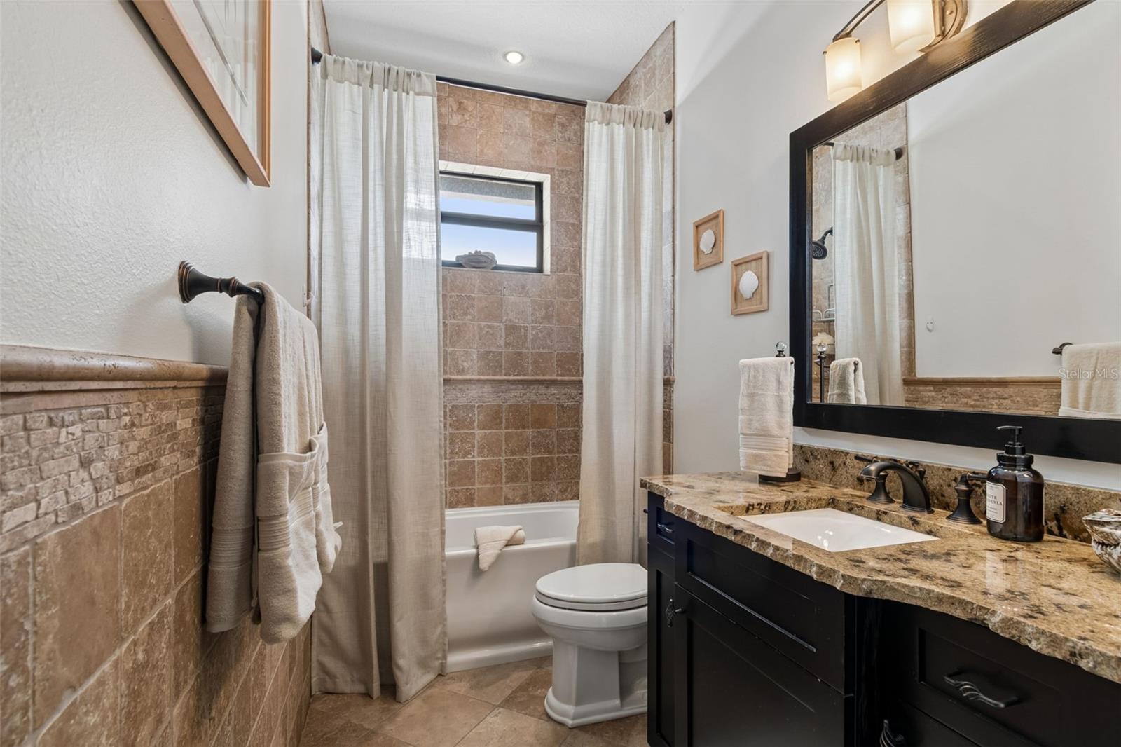 BAYSIDE SUB 3 - Residential