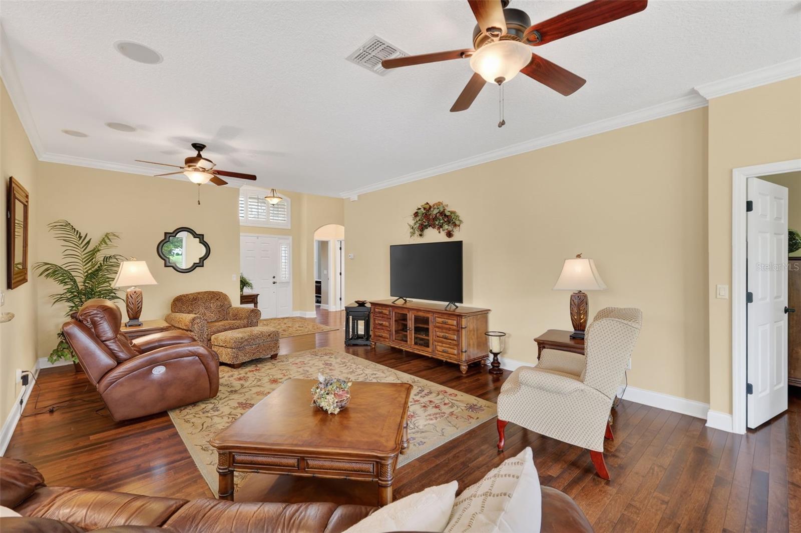 COUNTRY CLUB OF MOUNT DORA - Residential