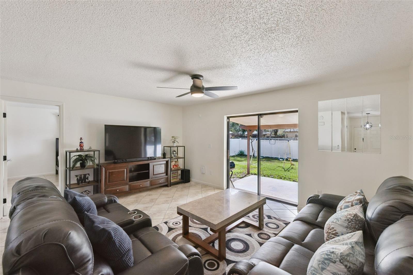 1346 QUINTUPLET DRIVE