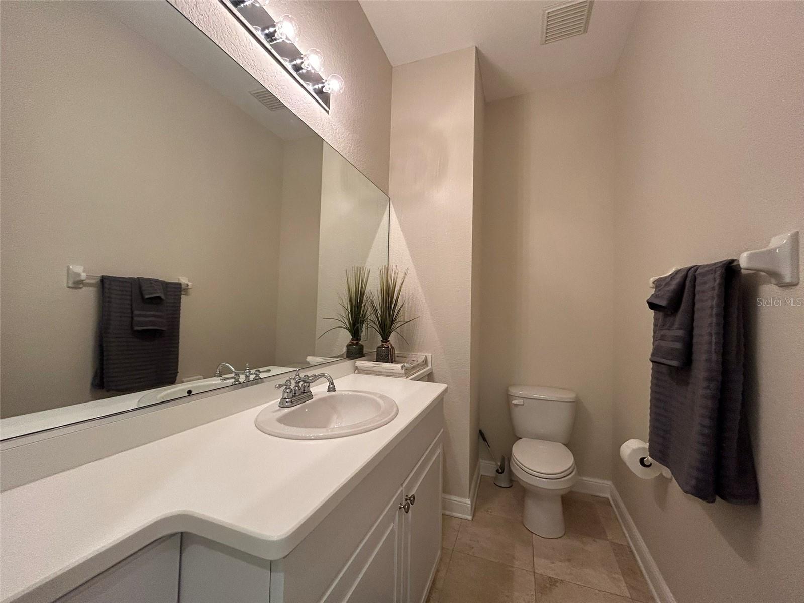 ACADEMY PARK PH VI - Residential Lease