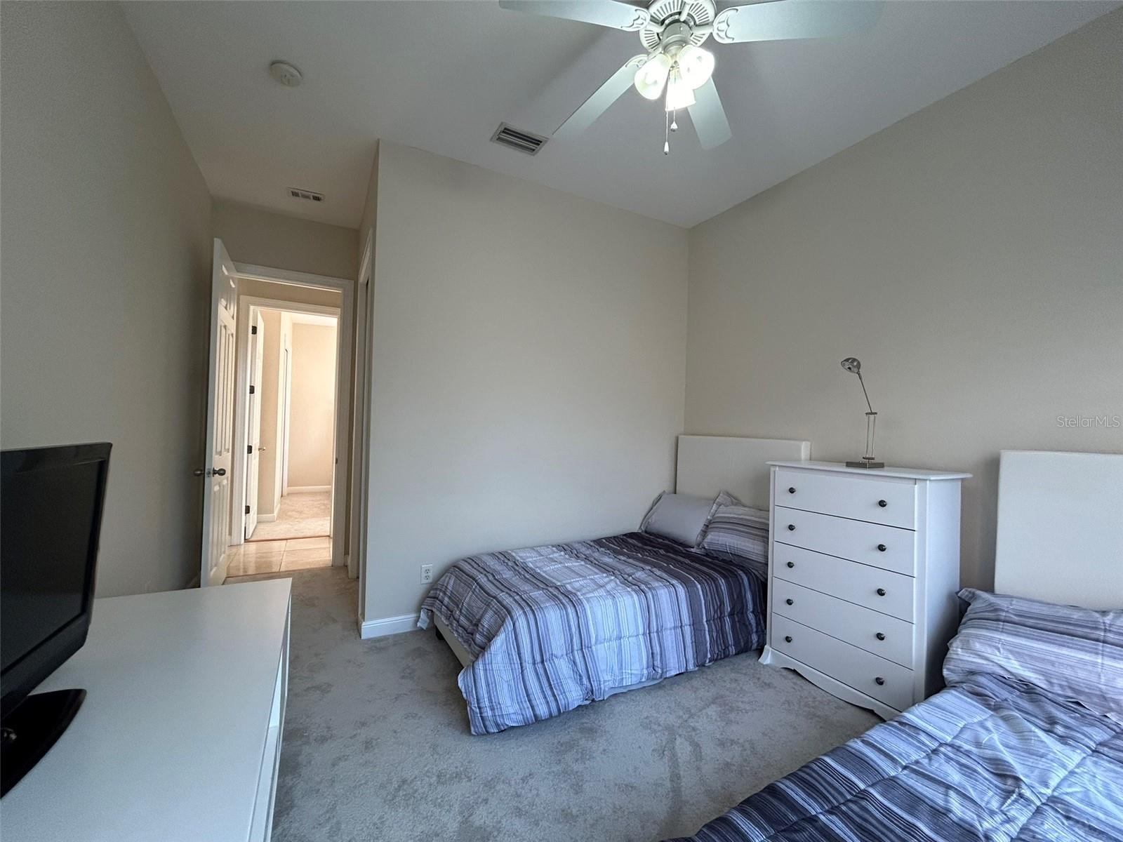 ACADEMY PARK PH VI - Residential Lease