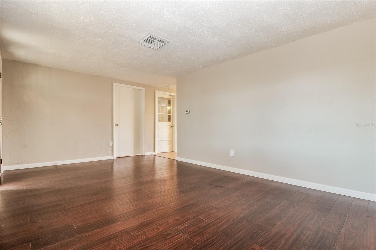 ALOHA GARDENS - Residential Lease