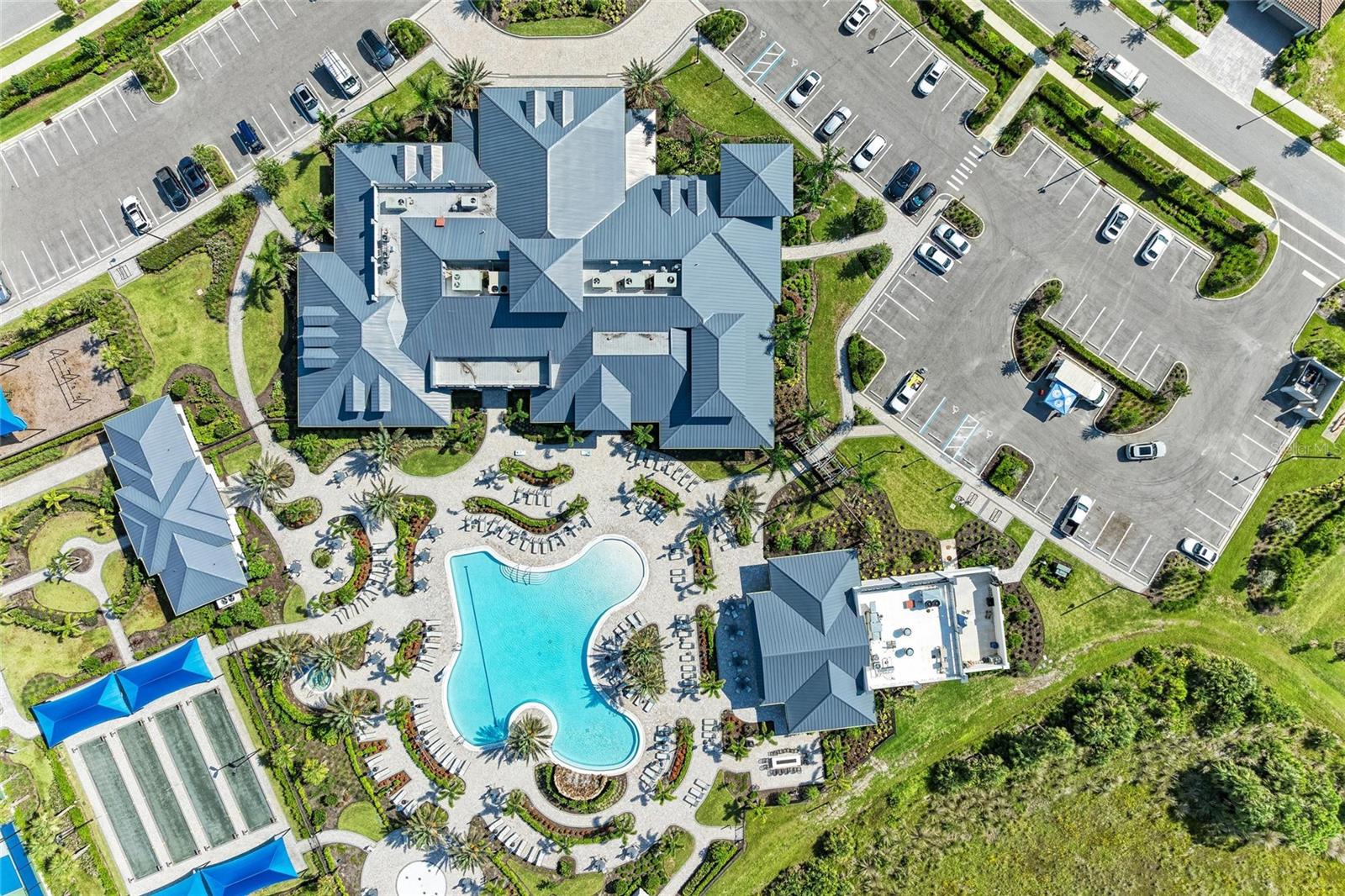 TALON PRESERVE ON PALMER RANCH - Residential Lease