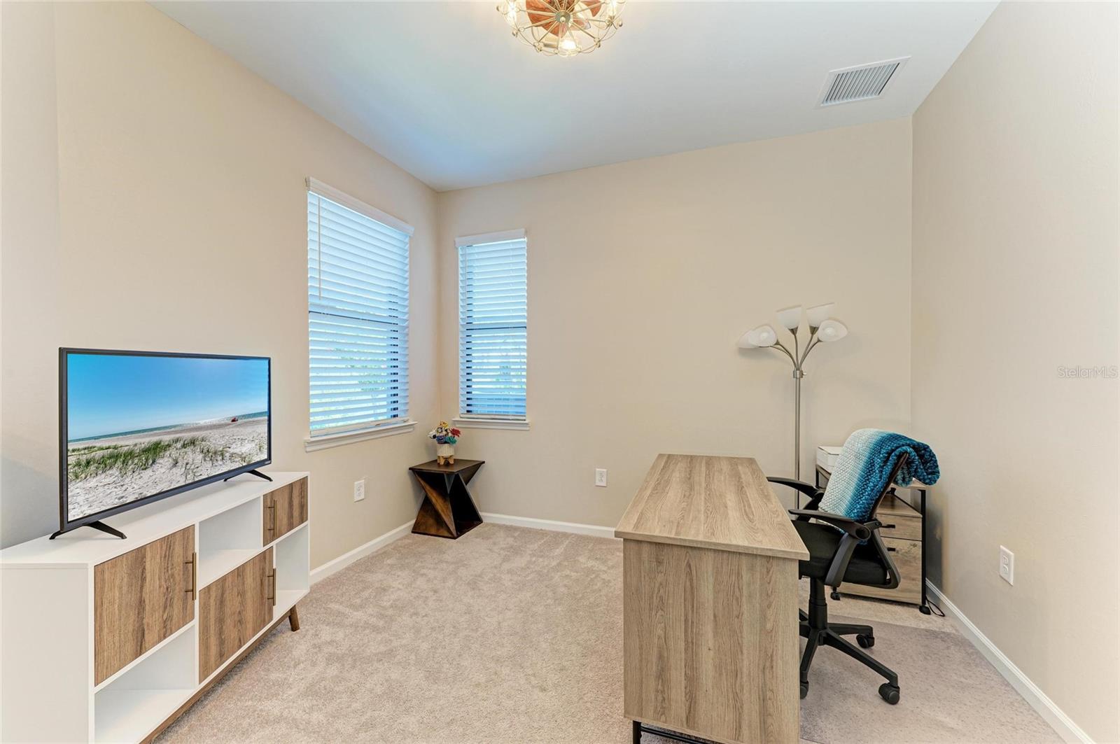TALON PRESERVE ON PALMER RANCH - Residential Lease