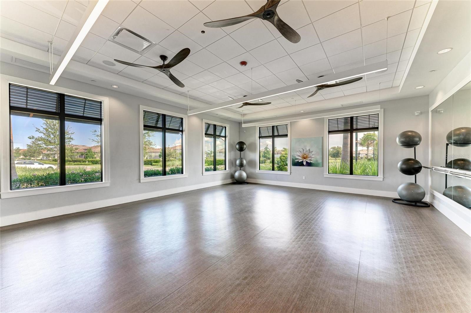 TALON PRESERVE ON PALMER RANCH - Residential Lease