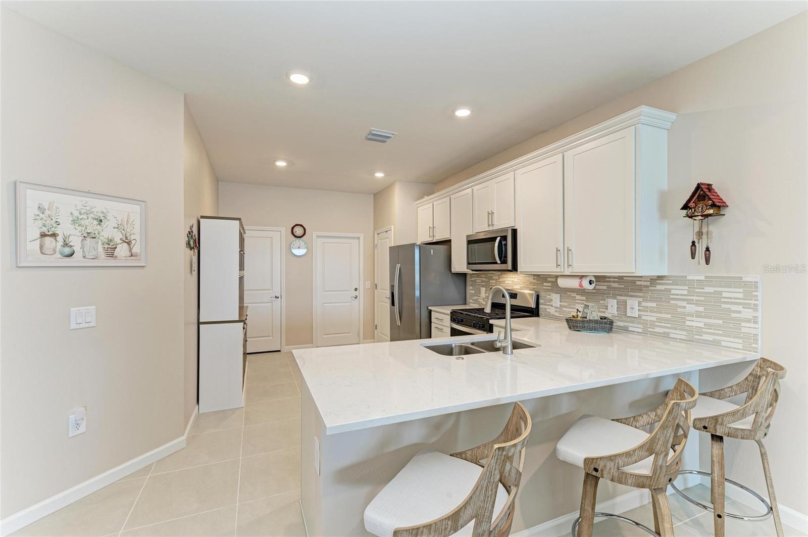 TALON PRESERVE ON PALMER RANCH - Residential Lease
