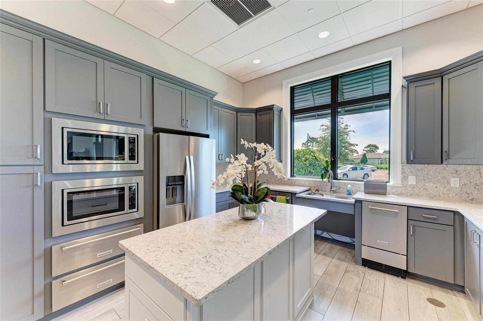 TALON PRESERVE ON PALMER RANCH - Residential Lease