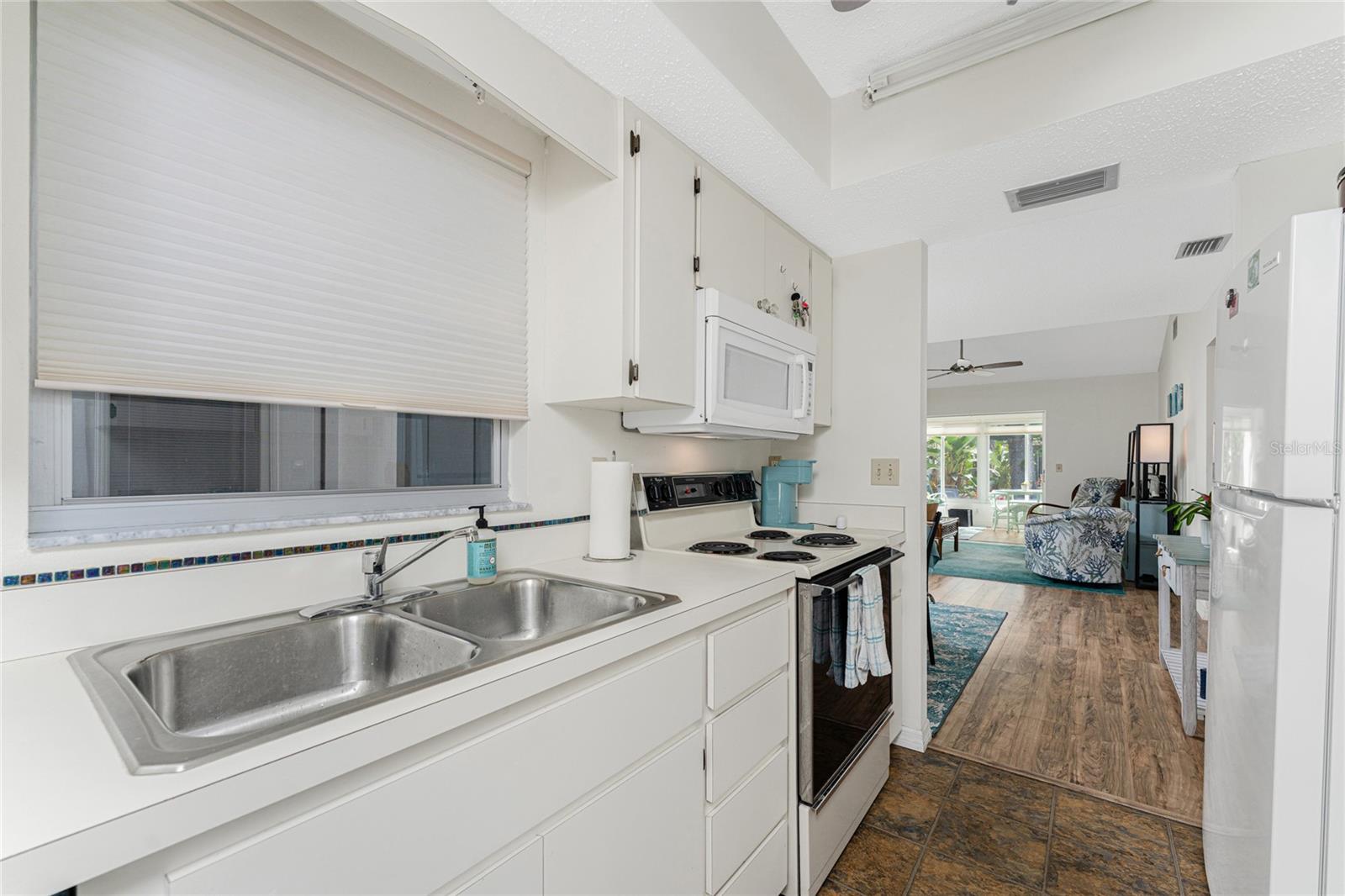 VILLAGE AT WILDFLOWER - Residential